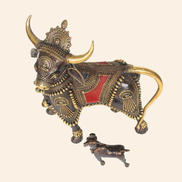 Decorative Brass Bull Figurine with Calf and Ornate Design (Multicolor)