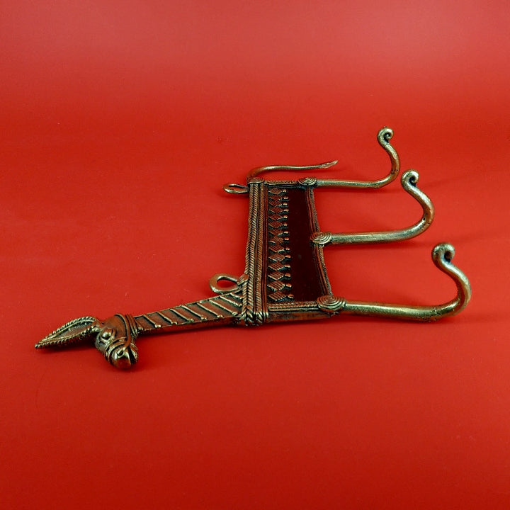 Handmade Brass Metal Horse Design 3 Hooks Key Hanger (Golden, 7 x 8.5 inch)