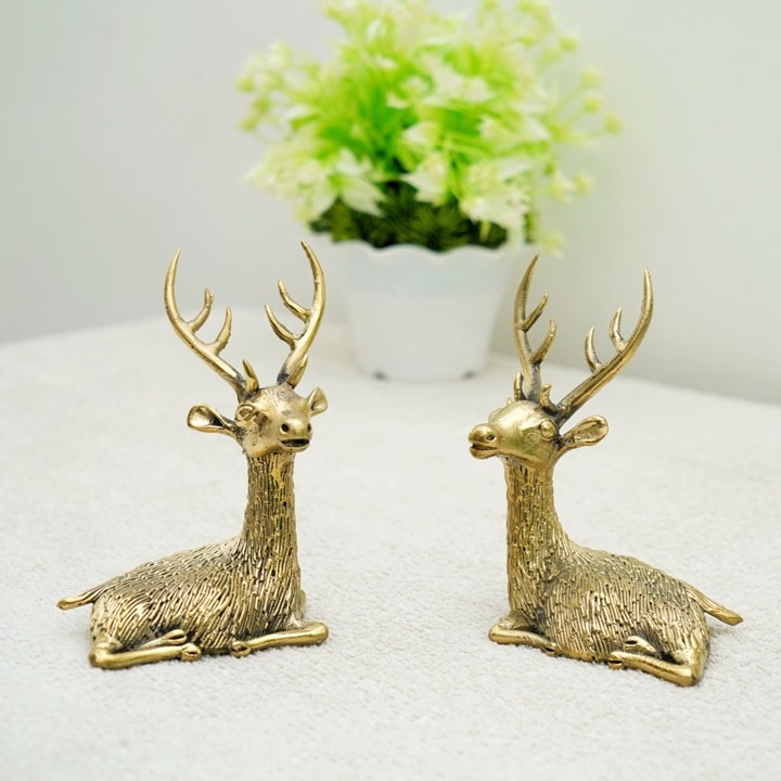 Dhokra Art Brass Resting Deer Duo statue (Golden, 4.5 inch)