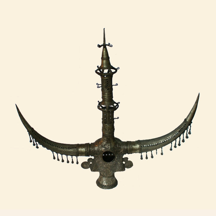 Handcrafted Indian Tribal Headgear with Brass Metal Embellishments (Bronze color,  42 x 34 Inch)