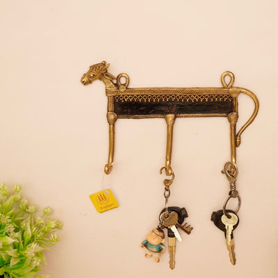 Nandi, Bull Design Brass Key Hanger (Golden, 5.5 X 8 inch)