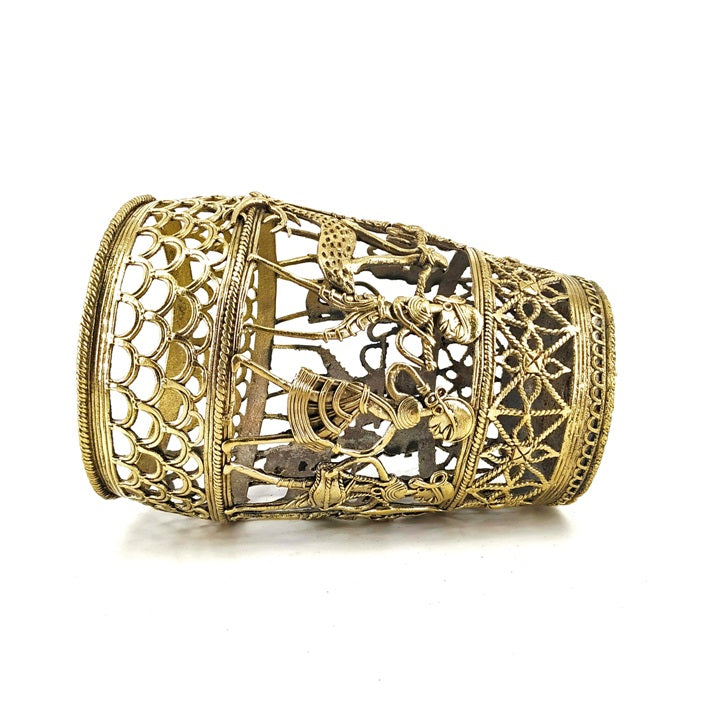 Bastar Dokra art brass lampshade side view